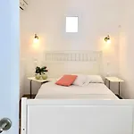 Mykonos Dot - The Βίλα *