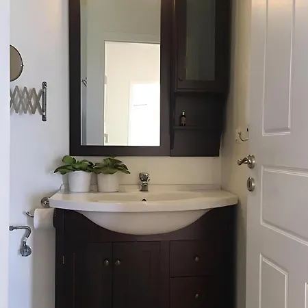 Mykonos Dot - The * Agios Ioannis Diakoftis