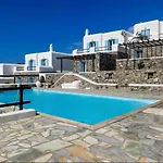 Mykonos Dot - The Villa Agios Ioannis Diakoftis