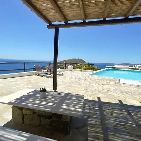 فيلة Mykonos Dot - The *