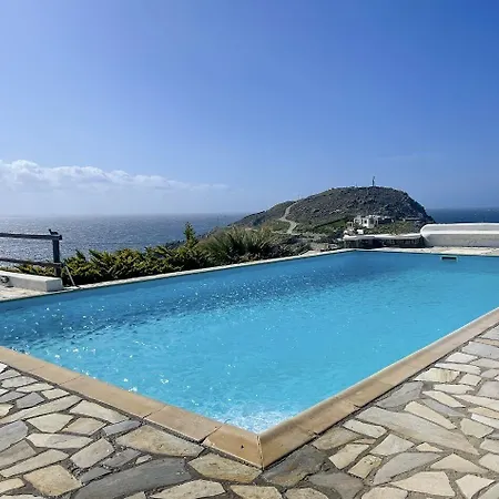 Mykonos Dot - The Agios Ioannis Diakoftis
